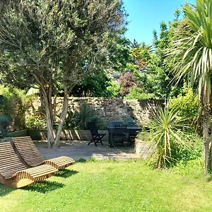 Peninsular House Camaret-sur-Mer